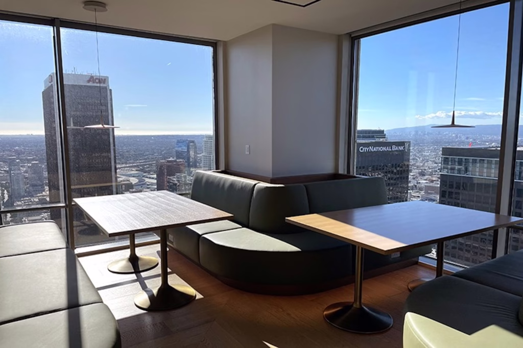 US Bank Tower - 54th Floor