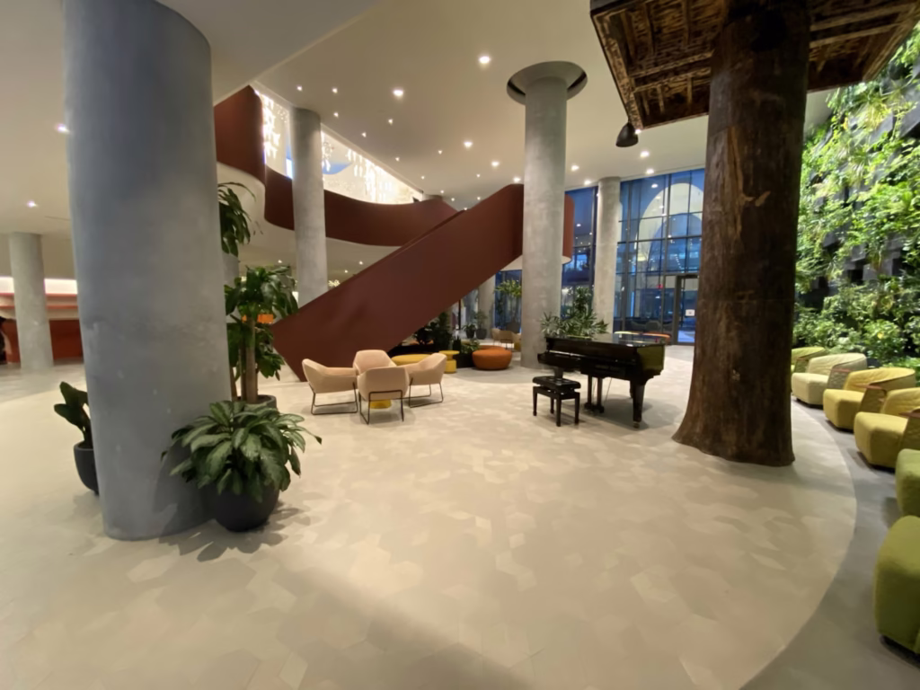 Melrose Treehouse Room - Image 2