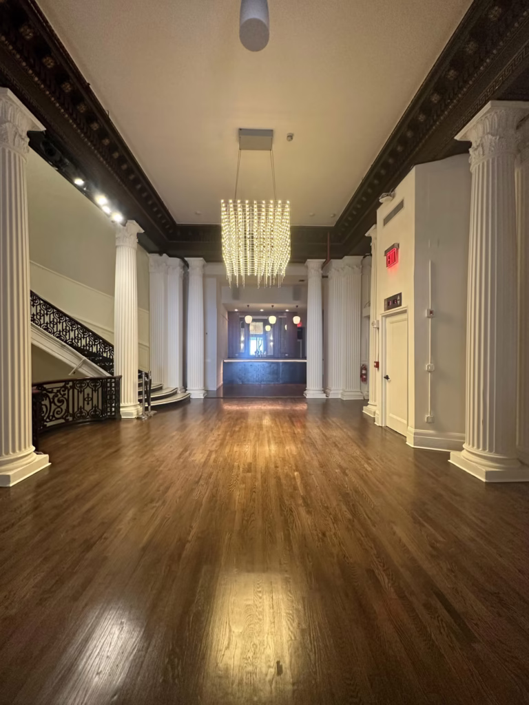 The Library Room - Image 3