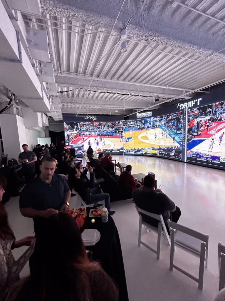 US Bank Tower - 59th Floor