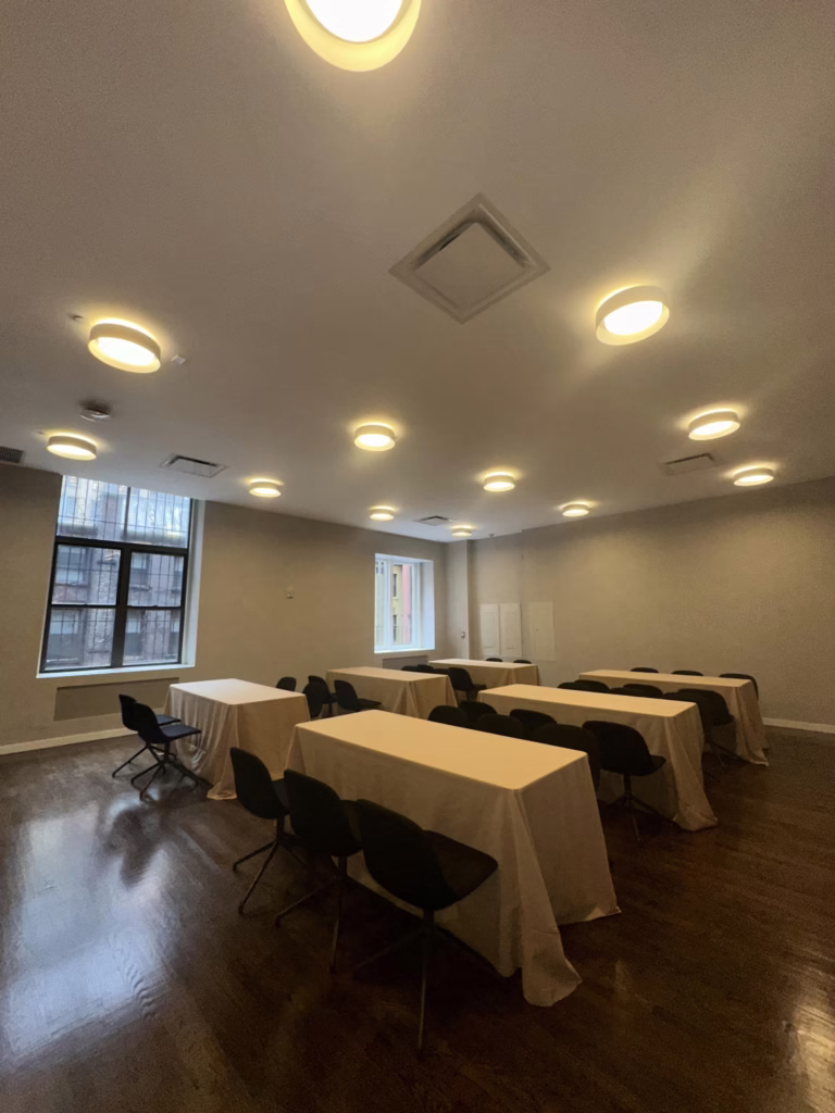 The Club Room & The Presentation Room - Image 3