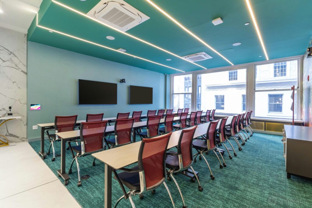 Jay Conference Empire & Rooftop