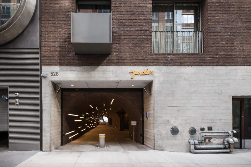 532 WEST 28TH STREET