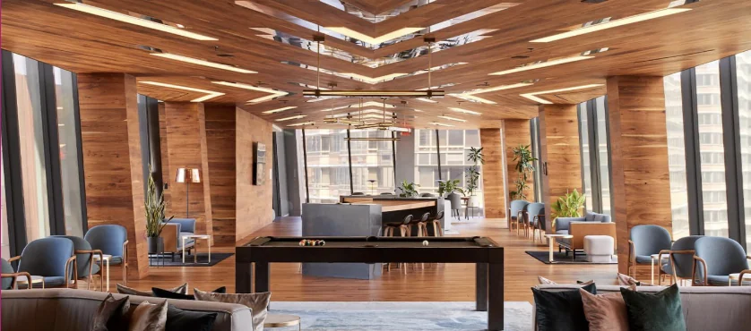 SkyBridge Lounge - Image 1